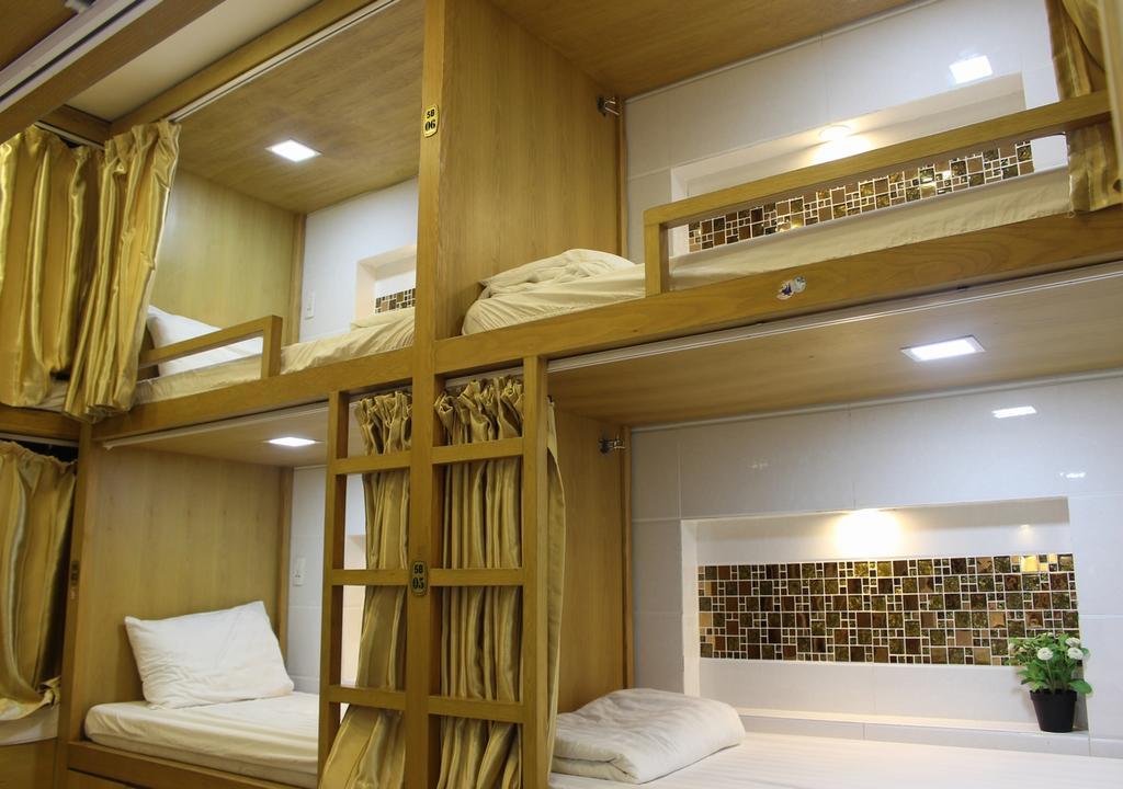 Vintage Hostel Saigon Хошимин Екстериор снимка