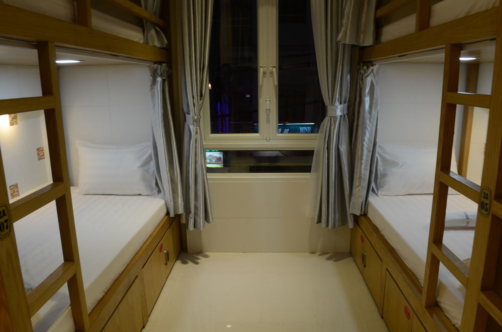 Vintage Hostel Saigon Хошимин Екстериор снимка